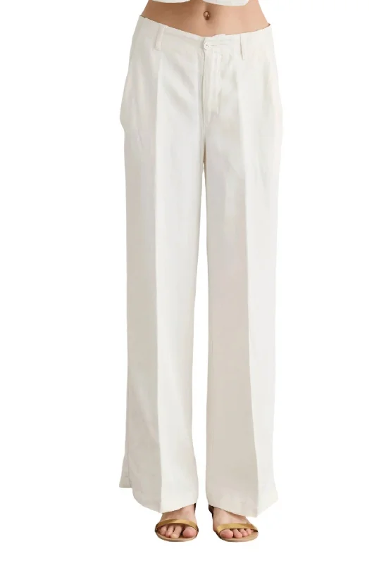 Wide Leg Trouser In White Sand