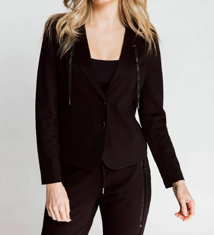 Darcia Techno Blazer In Black